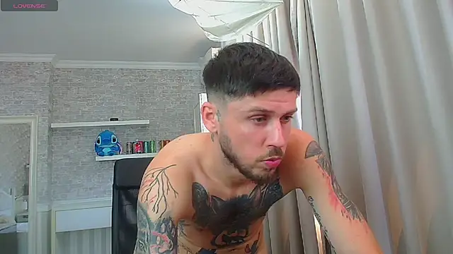 JonahShaw webcam