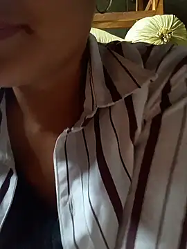 Maikute9696 webcam