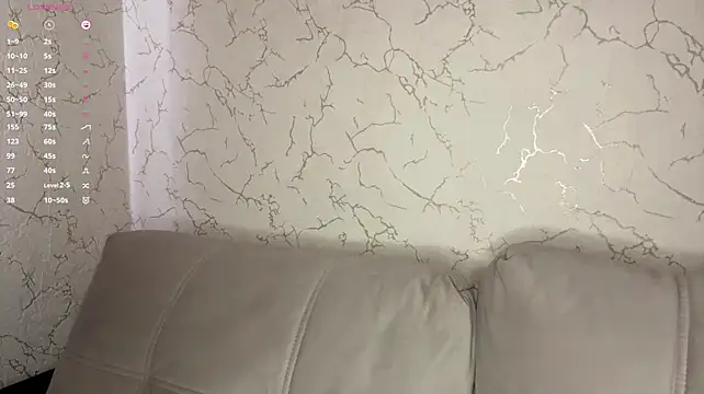 BlondeBun webcam