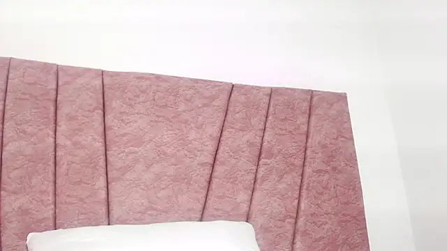 Violet_rouse31 webcam
