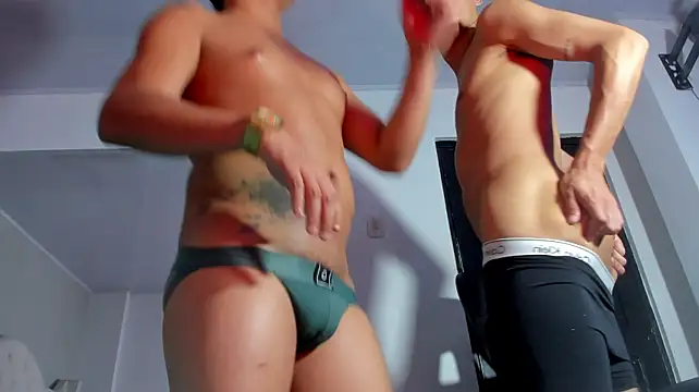 jacob__and__logan webcam