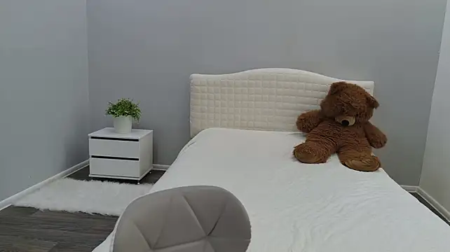 DeboraHorny webcam