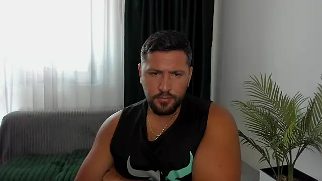 Gold_Alpha_Boy webcam