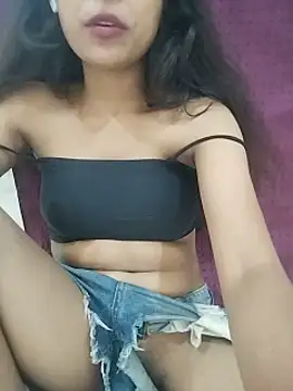 Mahi677 live sex cam