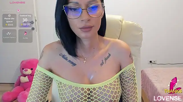 kissnicol32 webcam