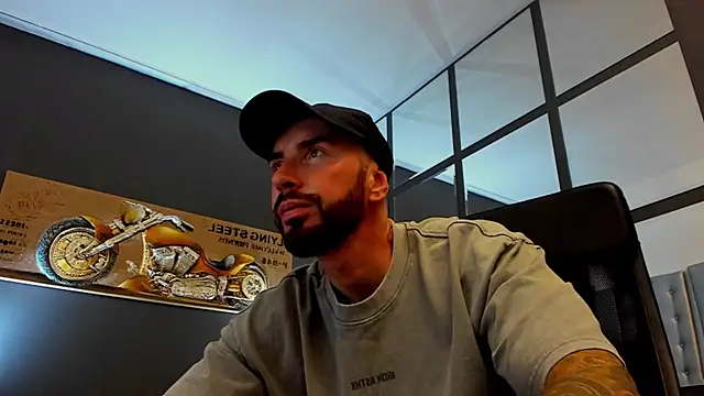 AronGrant webcam