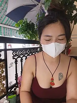 lyna_bl webcam