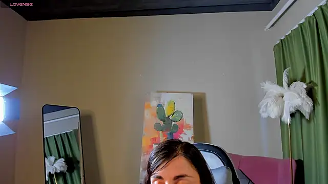 MartaEdams webcam