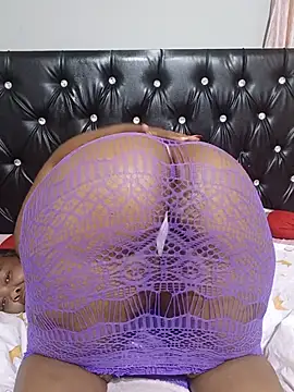 Bigboobsbooty webcam