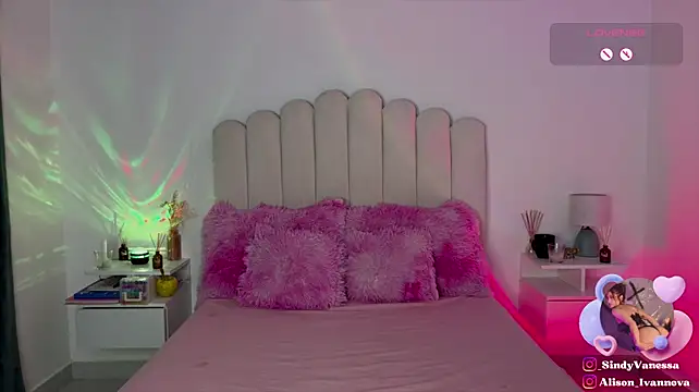 Alison_Ivanova webcam