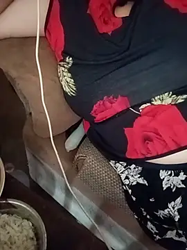 Simran_008 webcam