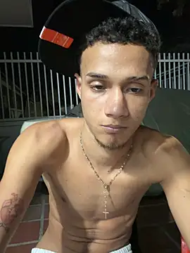friends_lust_latin webcam