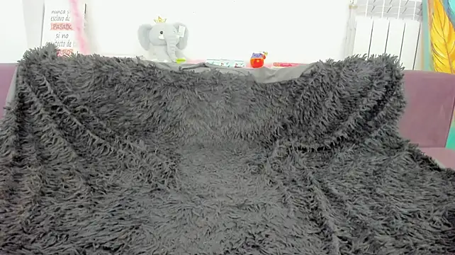 Serena_Shine webcam