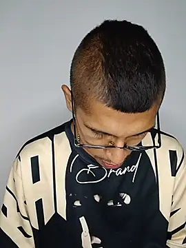 Hard_brown03 webcam