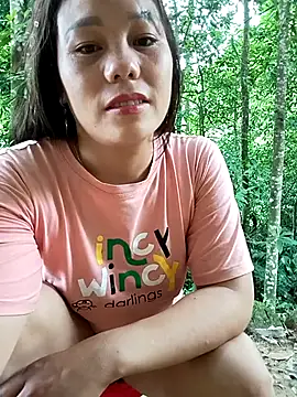 Lynne_11 webcam
