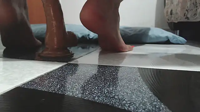 saaramiller webcam