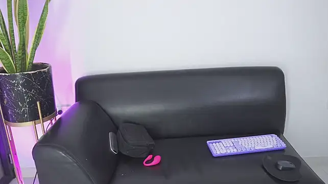 Anais_aradia webcam