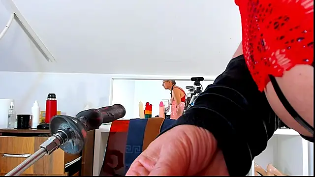 KarlaHartley webcam