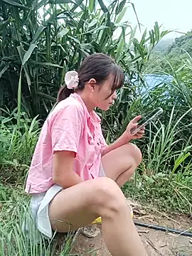 Linda-yiyi webcam