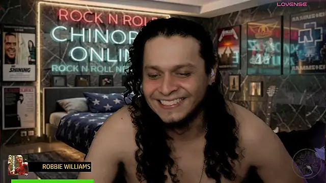 chino_roz live cam on StripChat