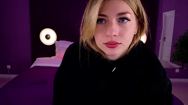 HelenaMorgan webcam