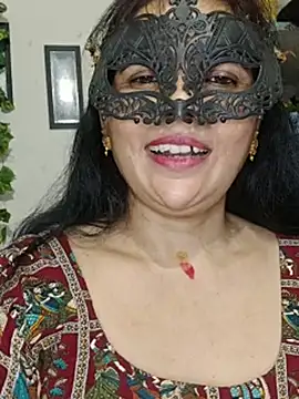 BhabhiPooja69 webcam