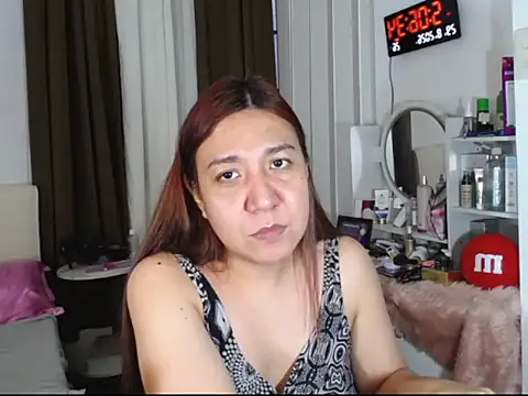 stellahugeX webcam