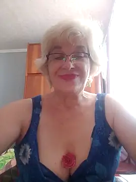 52MiaLove02 webcam