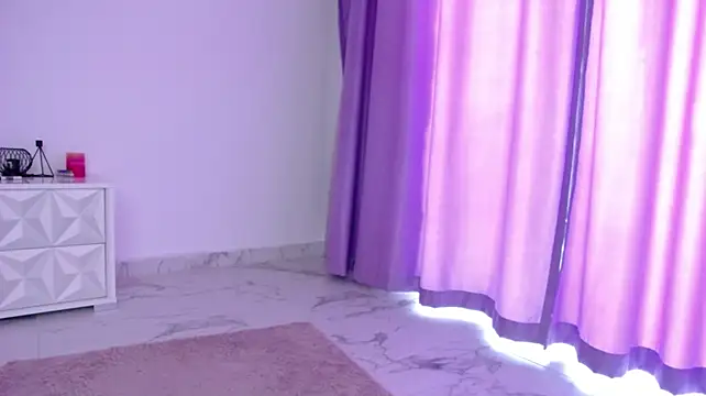 RavenFoxxy webcam