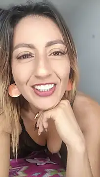 Emma_Reyes webcam