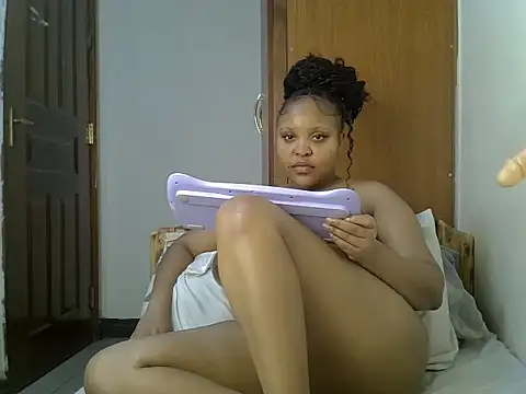Sweetbrowna Momentaufnahme des Live-Raums auf Stripchat