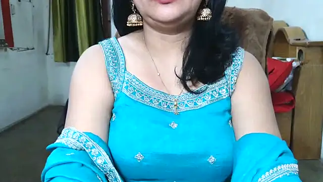 Cute_Mahi22 webcam