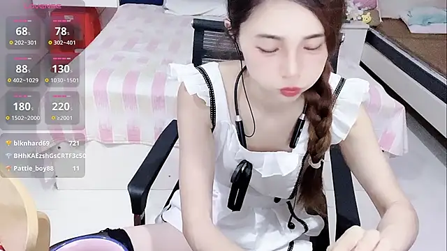 miaomiao-99 webcam