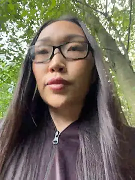 trytomakememoam webcam