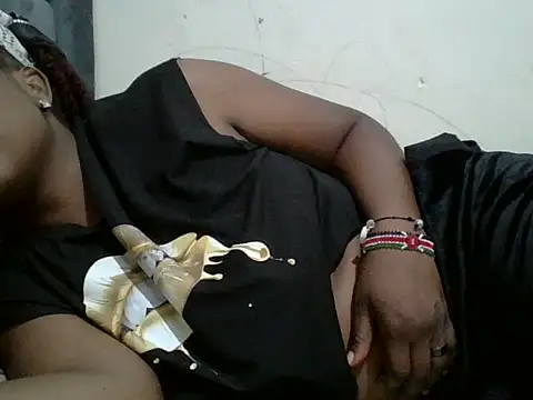 yummyychocolate_ webcam