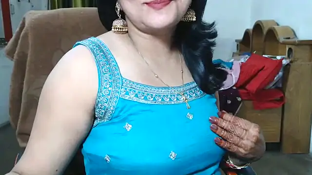 Cute_Mahi22 webcam