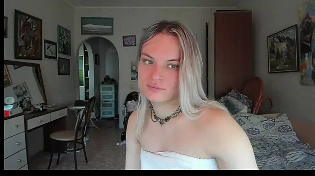 Model: milliKira006