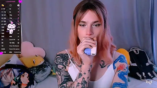 Model: Alice_Hells
