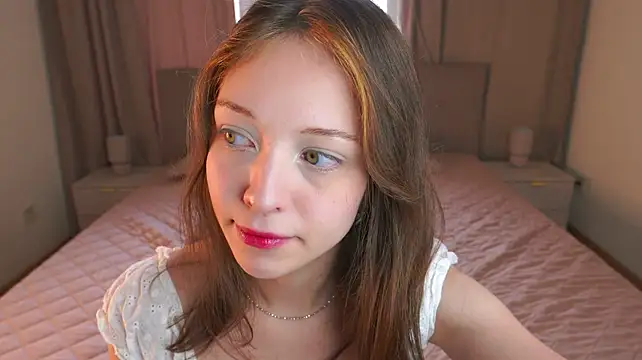 susanahallet (F teen) - Sexually squeezing&caressing the boobs