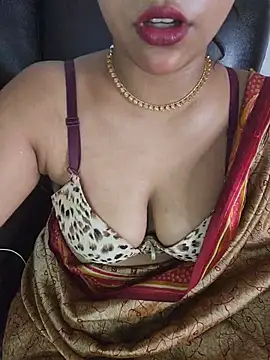 callmeshreya webcam