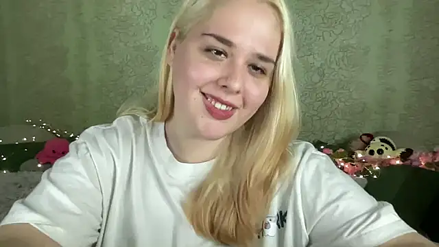 IvyLebelly webcam