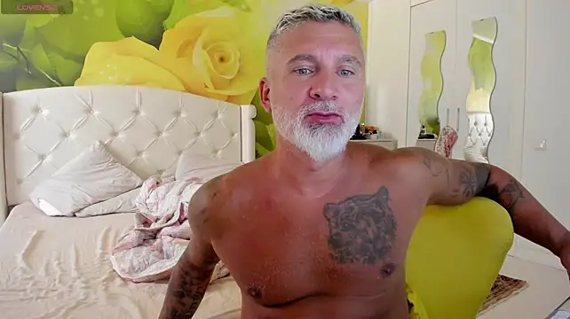 BlowMyXXL webcam