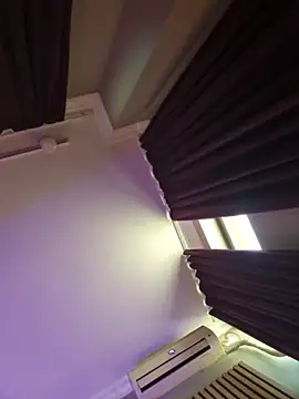 IveySin webcam