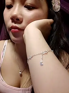 Baa-bee22 webcam