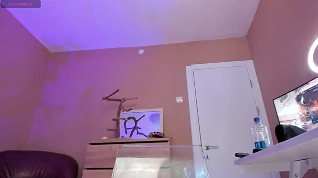 KaylaLaine webcam