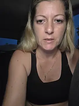 NikkiBlisss webcam