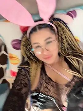 DaianaKimberly live cam on StripChat