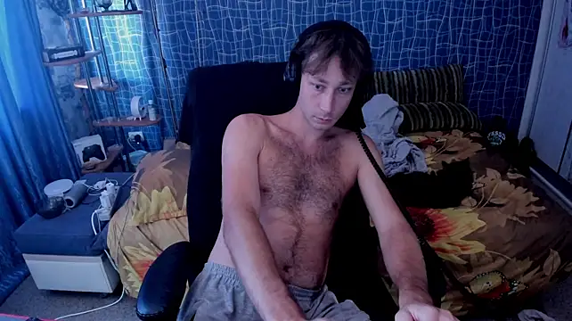 CuteBoy228 webcam