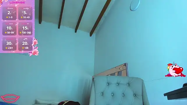 SkyeGabbyRose webcam