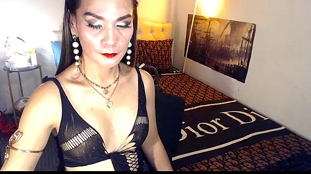 NinaDOM4CUM